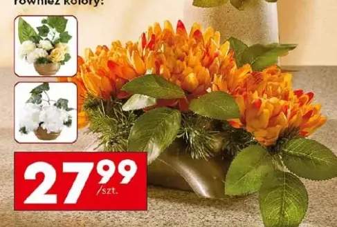bukiet sztucznych kwiatów