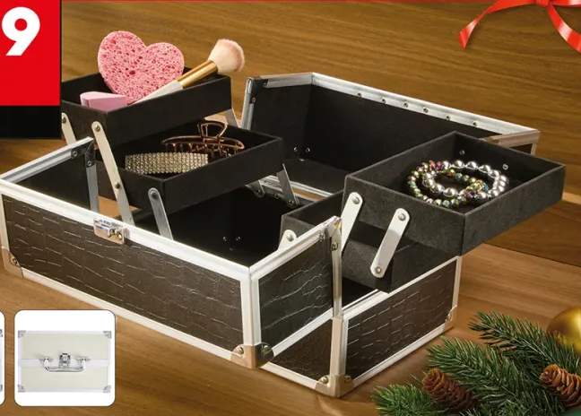 kuferek na biżuterię