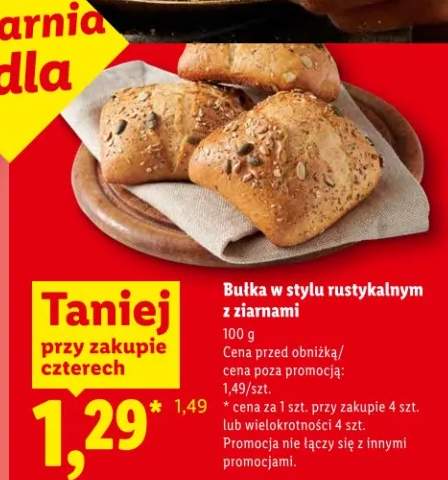 Bułka w stylu rustykalnym z ziarnami