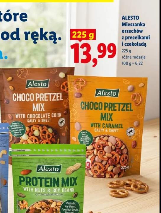 Mieszanka orzechów z preclami i czekoladą