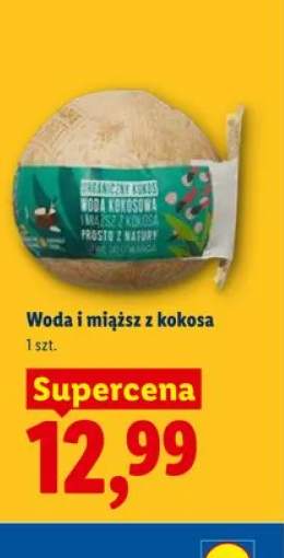 Woda i miąższ z kokosa