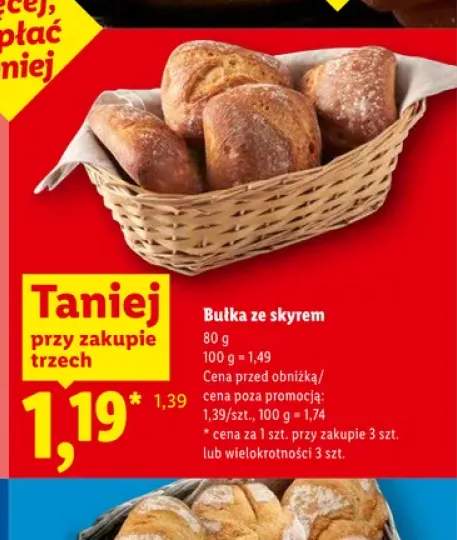 Bułka ze skyrem