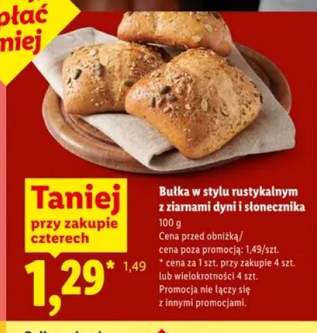 Bułka w stylu rustykalnym z ziarnami dyni i słonecznika