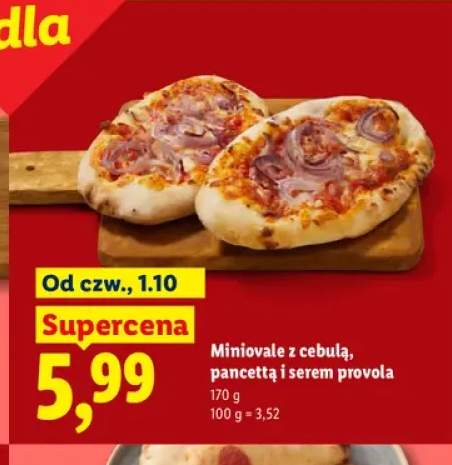 Miniovale z cebulą, pancettą i serem provola